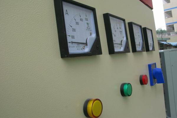 国营立才农场配电箱-3683讲讲配电箱的操作和检修步